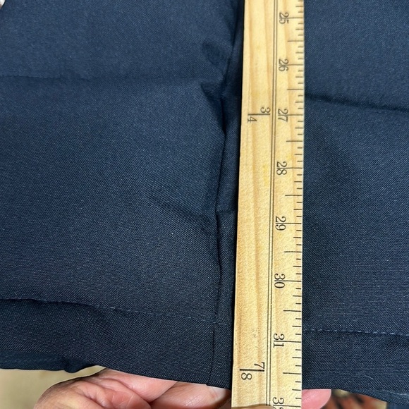 Navy Blue Insulated Puffer Coat with Fur Collar for Extreme Cold Weather - Picture 6 of 11